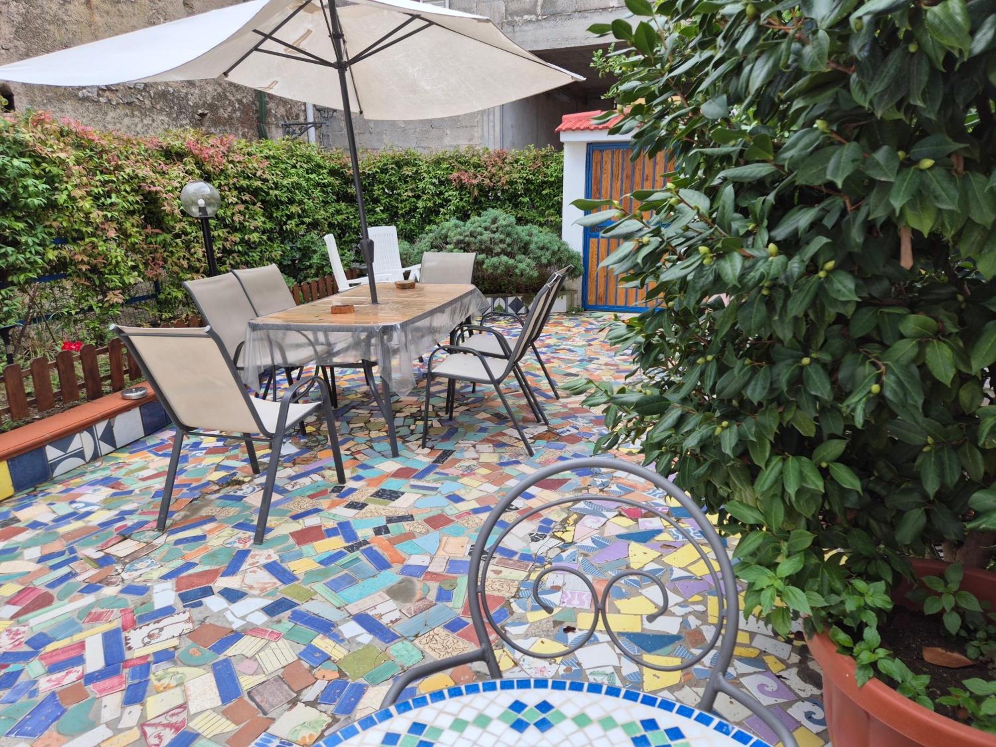 Casa Vacanze Smeralda Amalfi Coast Виетри Экстерьер фото